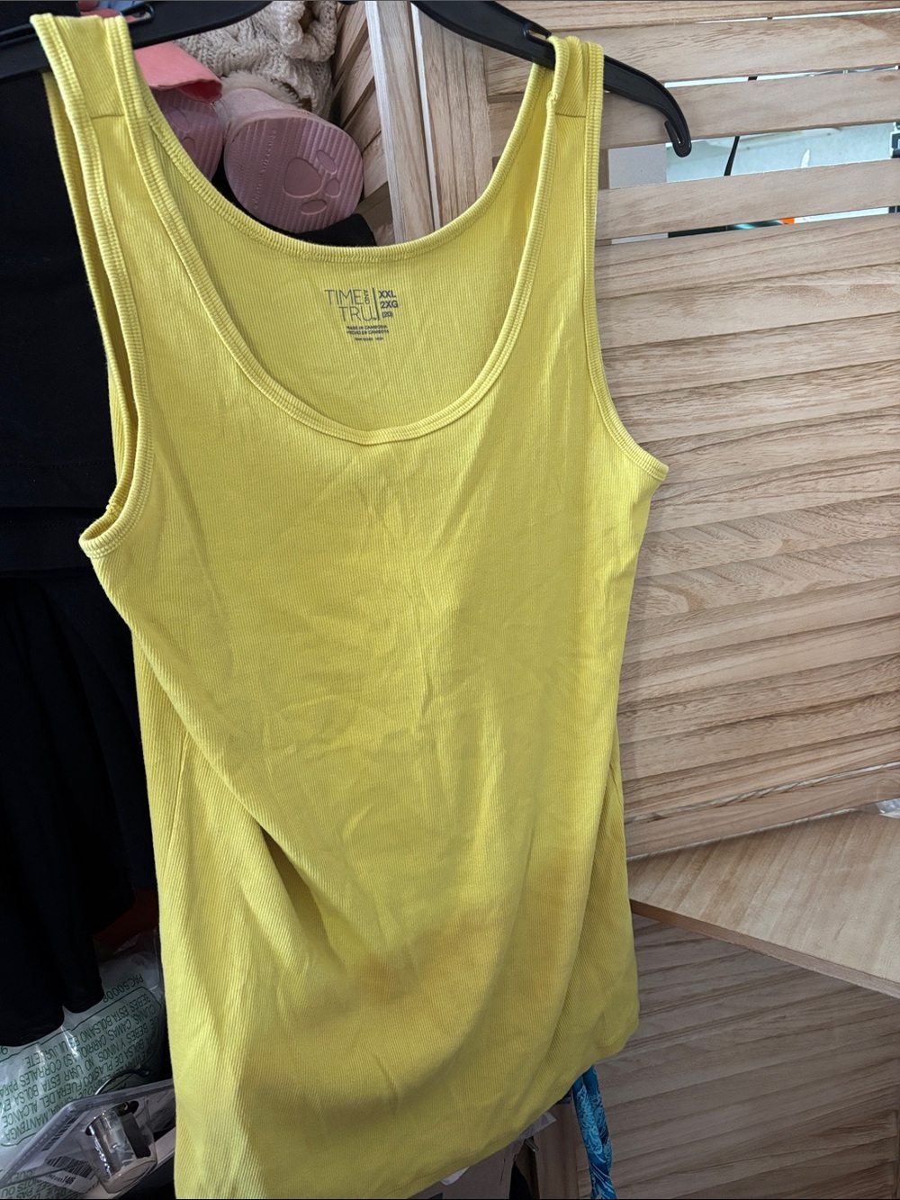 Time and Tru Bright Scoop Neck Ribbed Tank XXL